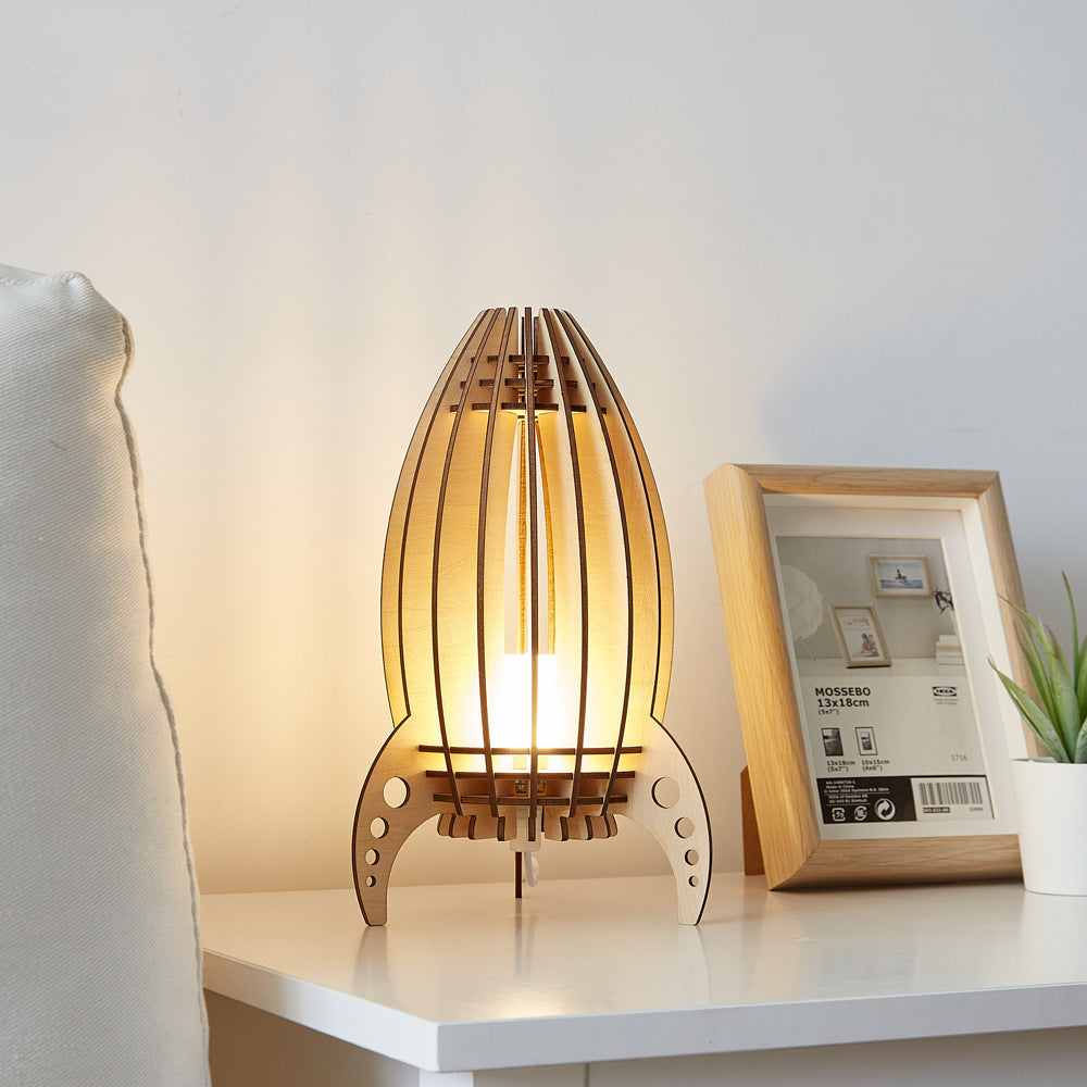 Holz-Raketenförmige Nachttischlampe mit dimmbarer LED-Beleuchtung