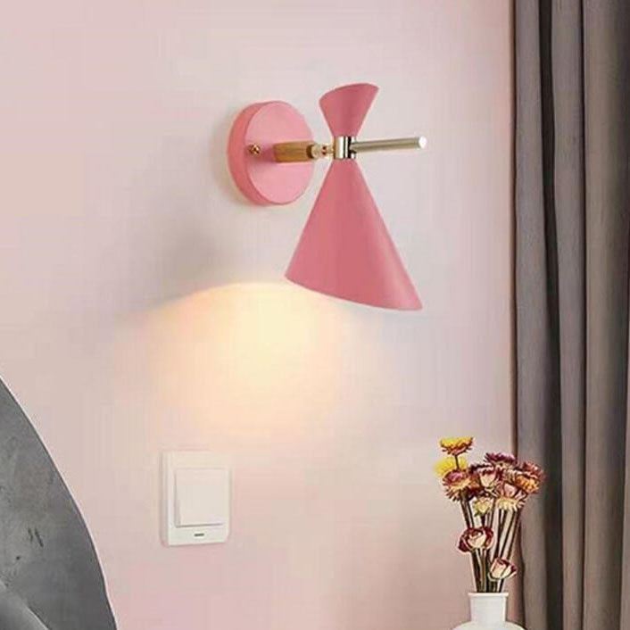 Garduru – Minimalistische Horn Wandlampe