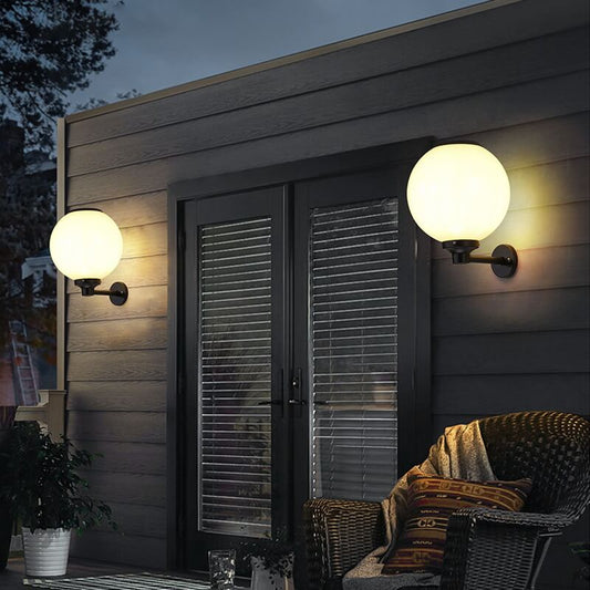 Garduru-betriebene LED-Globus-Wandleuchte – Elegante Außenlampe für Wege & Eingänge
