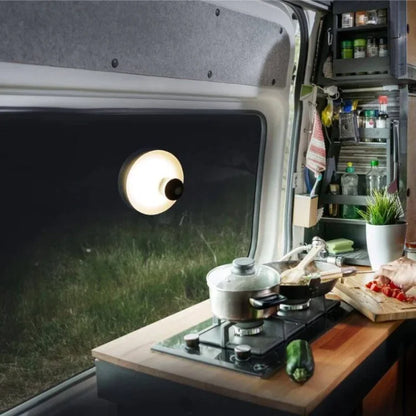 LED-Lampe wiederaufladbar mit Saugnapf – Tragbare und verstellbare Beleuchtung für Innen und Außen