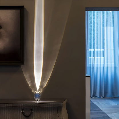 Garduru - Magische LED Lampe mit Prisma für himmlisches Ambiente