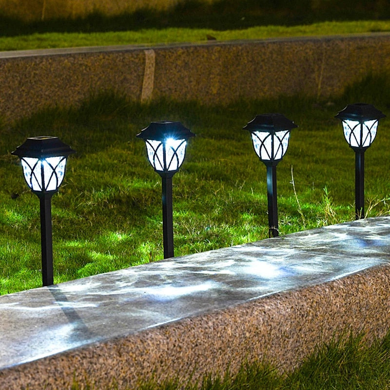 Garduru Solarbetriebene Gartenlampe | LED Beleuchtung | Wasserdicht | Energieeffizient