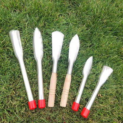 Edelstahl-Unkrautstecher mit Holzgriffen für den Gartenbau