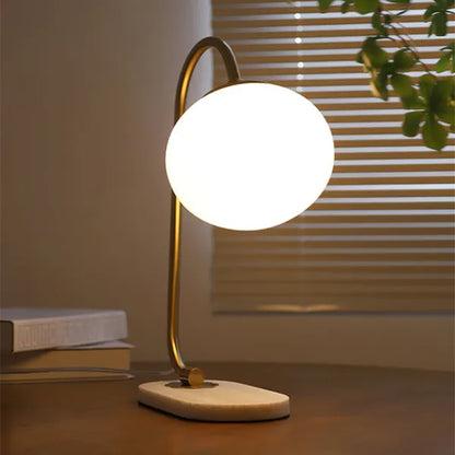 Tischlampe Marshmallow - Modernes Design aus Metall und Glas mit sanfter Beleuchtung