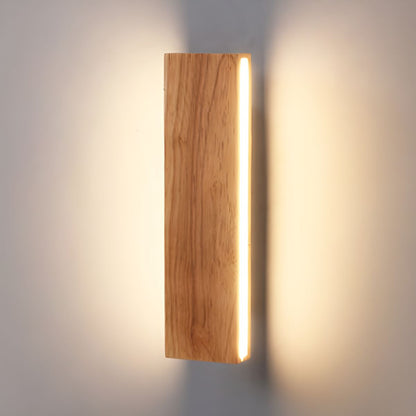 Wandleuchte mit drehbarem Holz-LED-Design