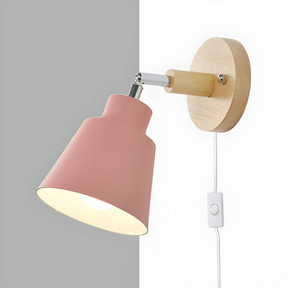 Wandleuchte mit Holzakzent für das Schlafzimmer