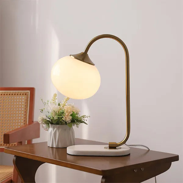 Tischlampe Marshmallow - Modernes Design aus Metall und Glas mit sanfter Beleuchtung