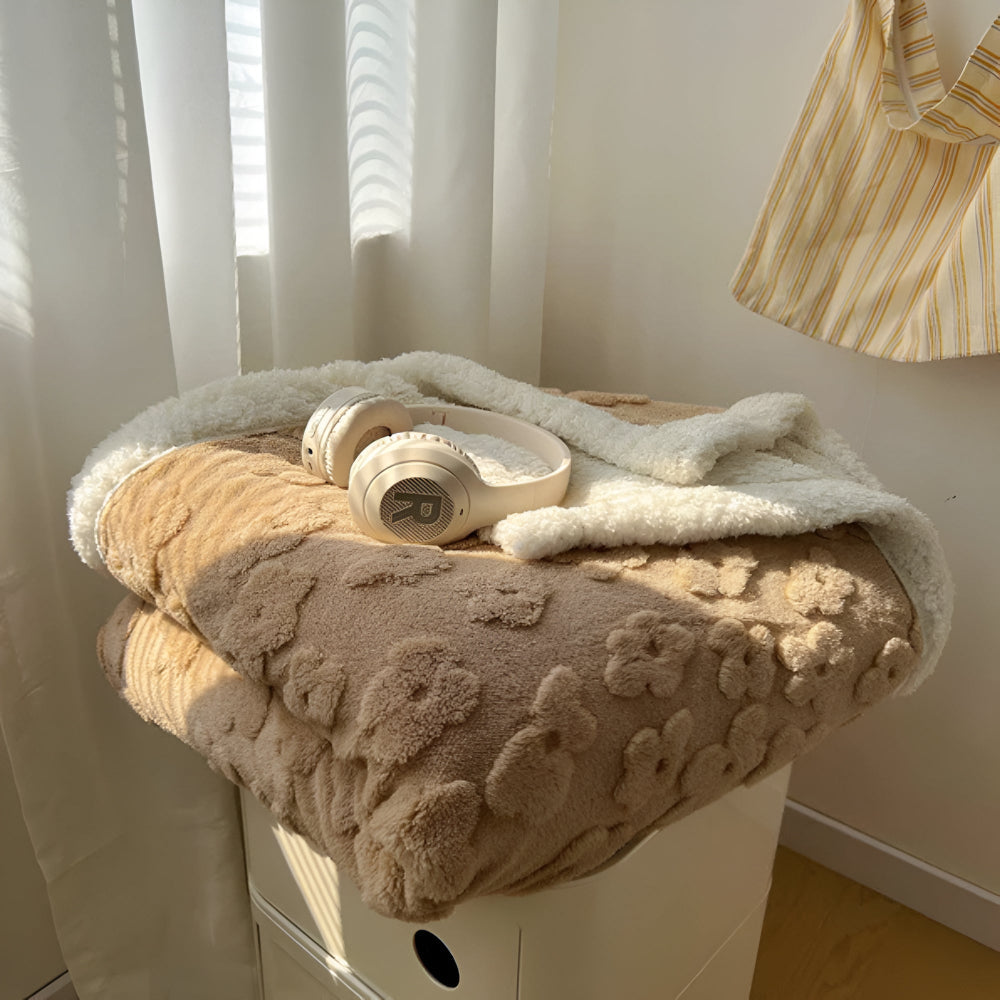 Cloud Flower Kuscheldecke