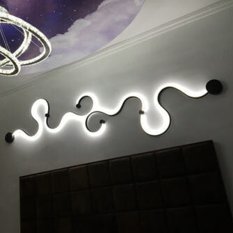 Garduru Moderne LED Wandlampe | Aluminium | Geschwungenes Design | Dimmbar | Stilvolle Beleuchtung