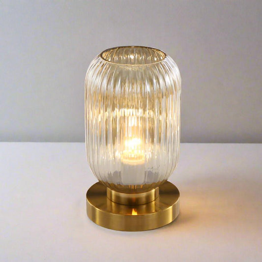 AmberGlow – Luxus Tischlampe mit skandinavischer Wärme