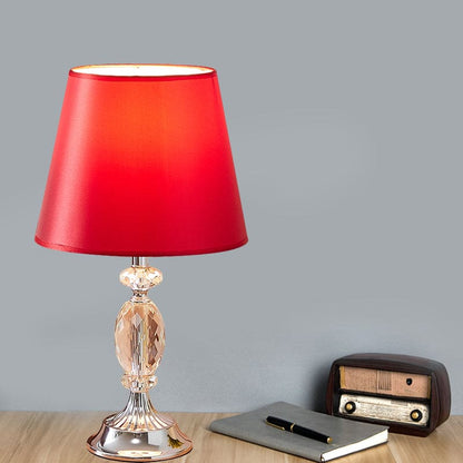 Vintage Kristalllampe mit Stoffschirm für elegante Beleuchtung