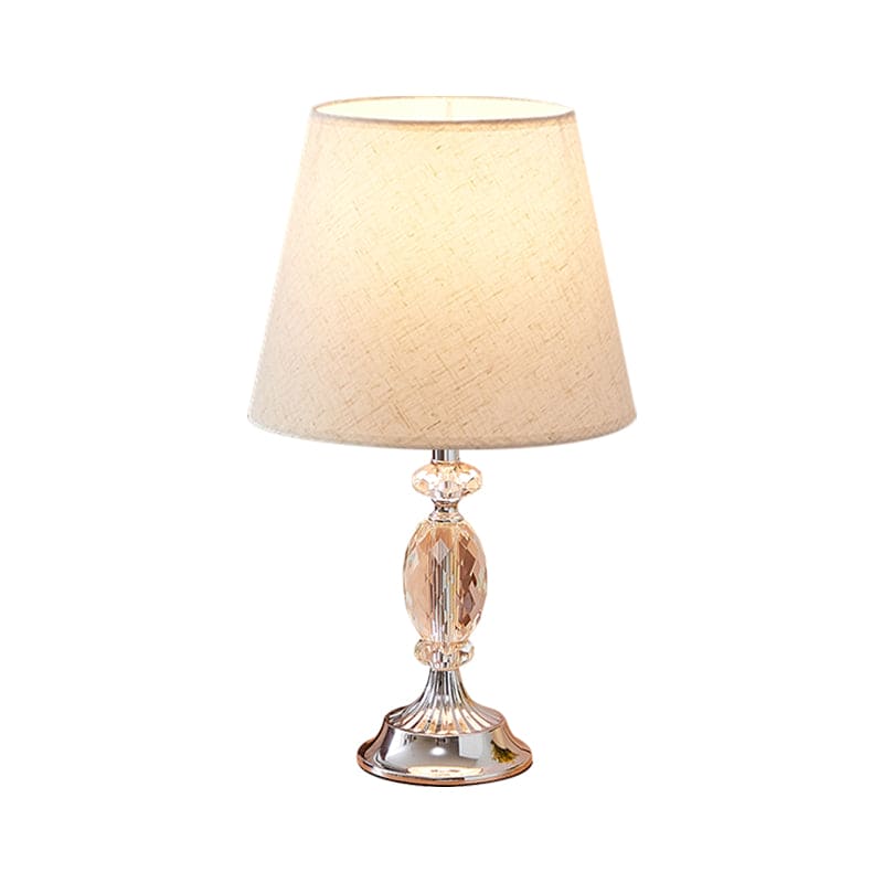 Vintage Kristalllampe mit Stoffschirm für elegante Beleuchtung
