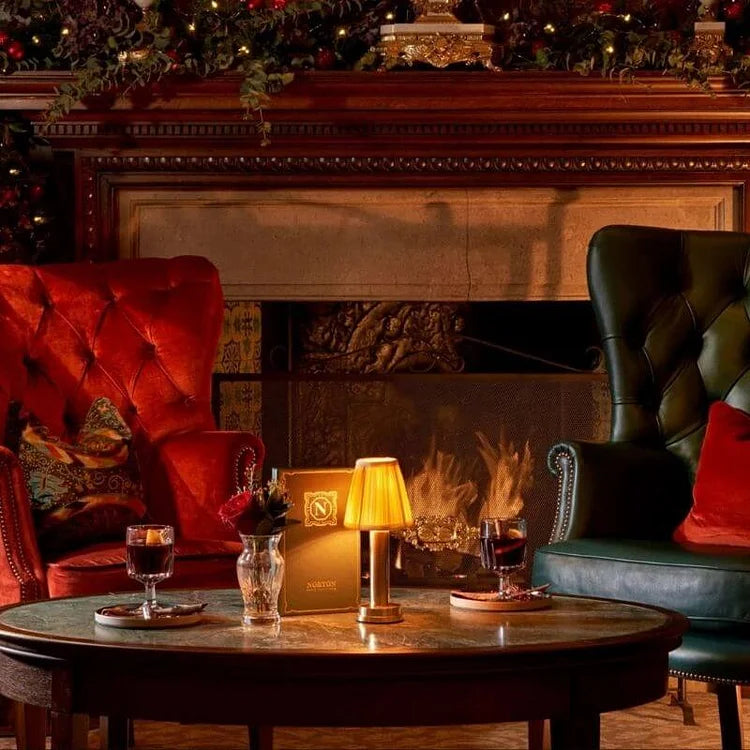 LuxeLoom – Kabellampe mit raffiniertem Stoffschirm und LED-Beleuchtung