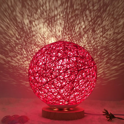 Garduru-Rattan-Tischlampe