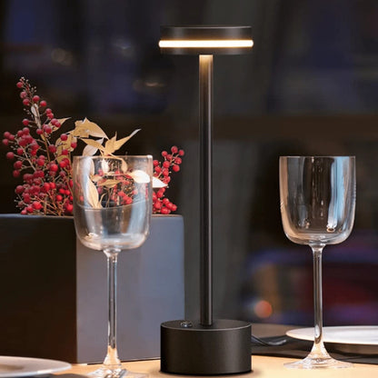 Garduru - Luxus Tischlampe, Schlichtes Design, Perfekt Für Jedes Interieur