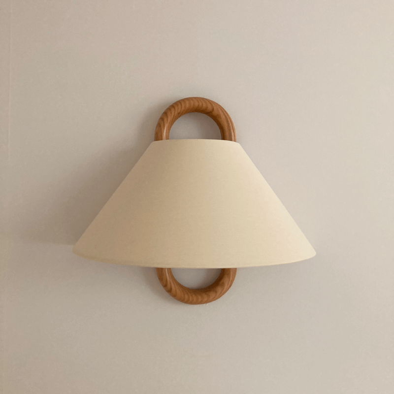 Garduru Moderne Holz Wandleuchte | Gefaltetes Halbrund-Design | Nordic LED Wandlampe für Wohnzimmer & Schlafzimmer