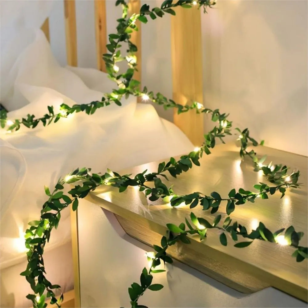 LED Lichterkette mit Efeu-Ranken – Dekorative Lichterkette für Innen und Außen