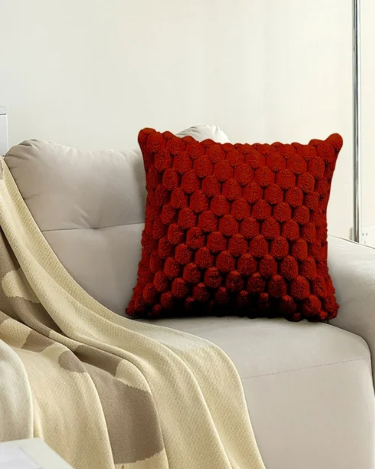 Embrace – Luxuriöses Dekokissen mit üppiger Textur für ein anspruchsvolles Interieur
