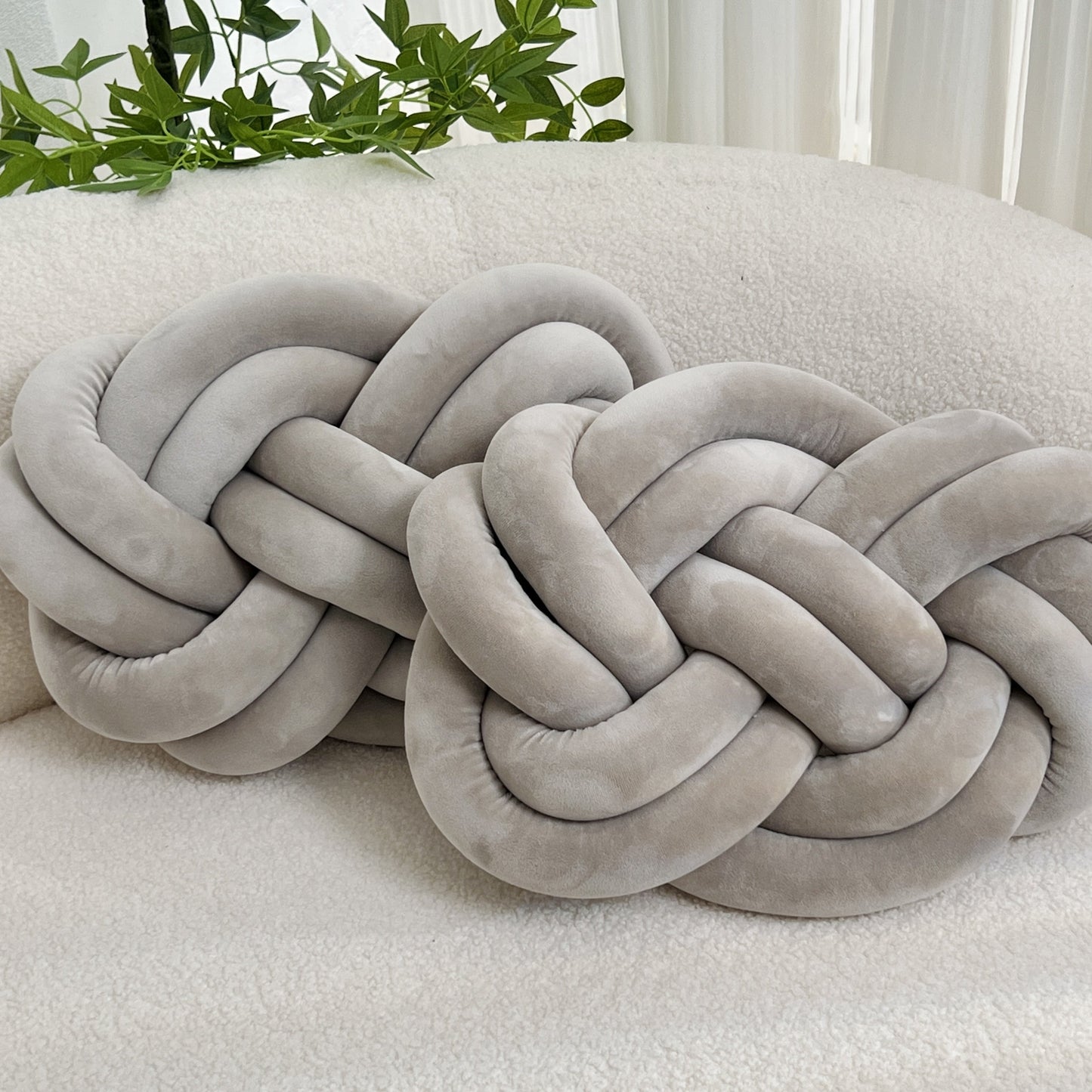 Garduru Set Plüsch Ballkissen – Weiche Deko für Bett & Sofa