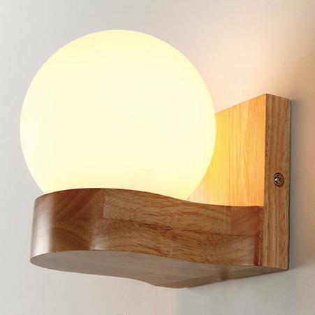 Garduru Nordic Wandlampe | Massivholz & Kugeldesign | 1/2-flammig | Dekorative Beleuchtung