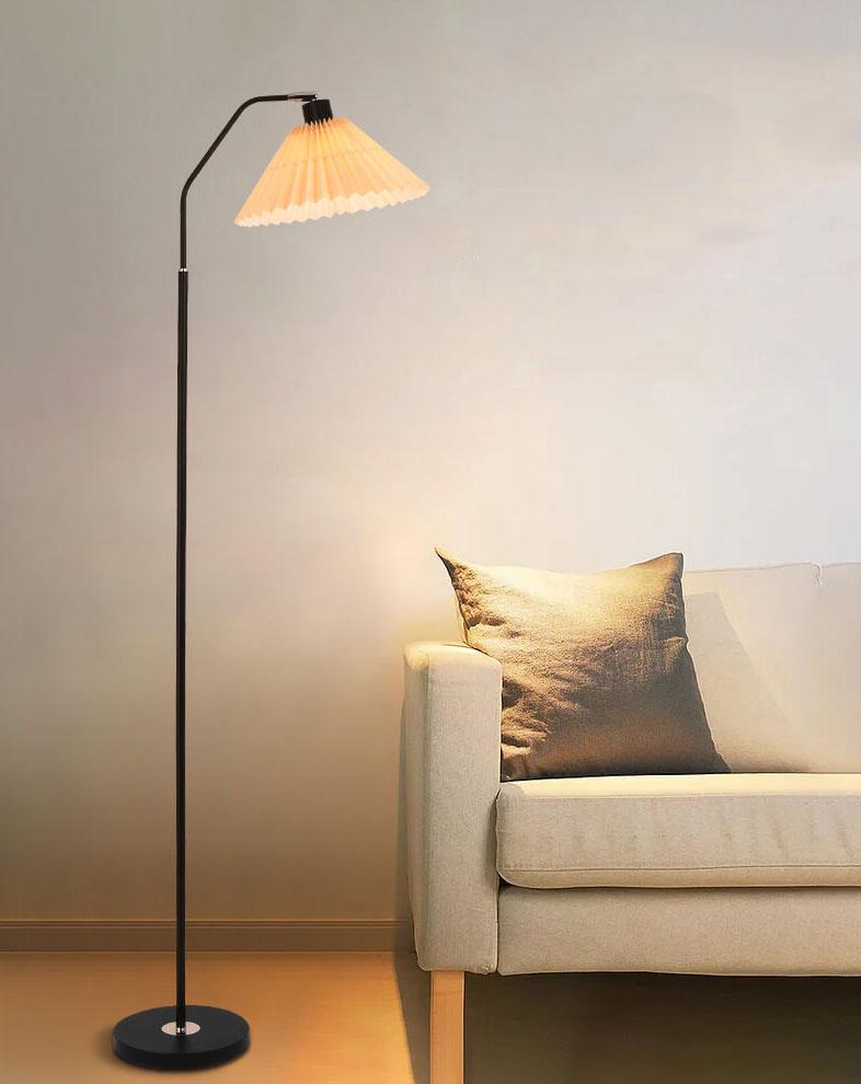 Garduru Minimalist Stehlampe | LED Lichtquelle | Verstellbar | Beige & Weinrot | Modernes Design