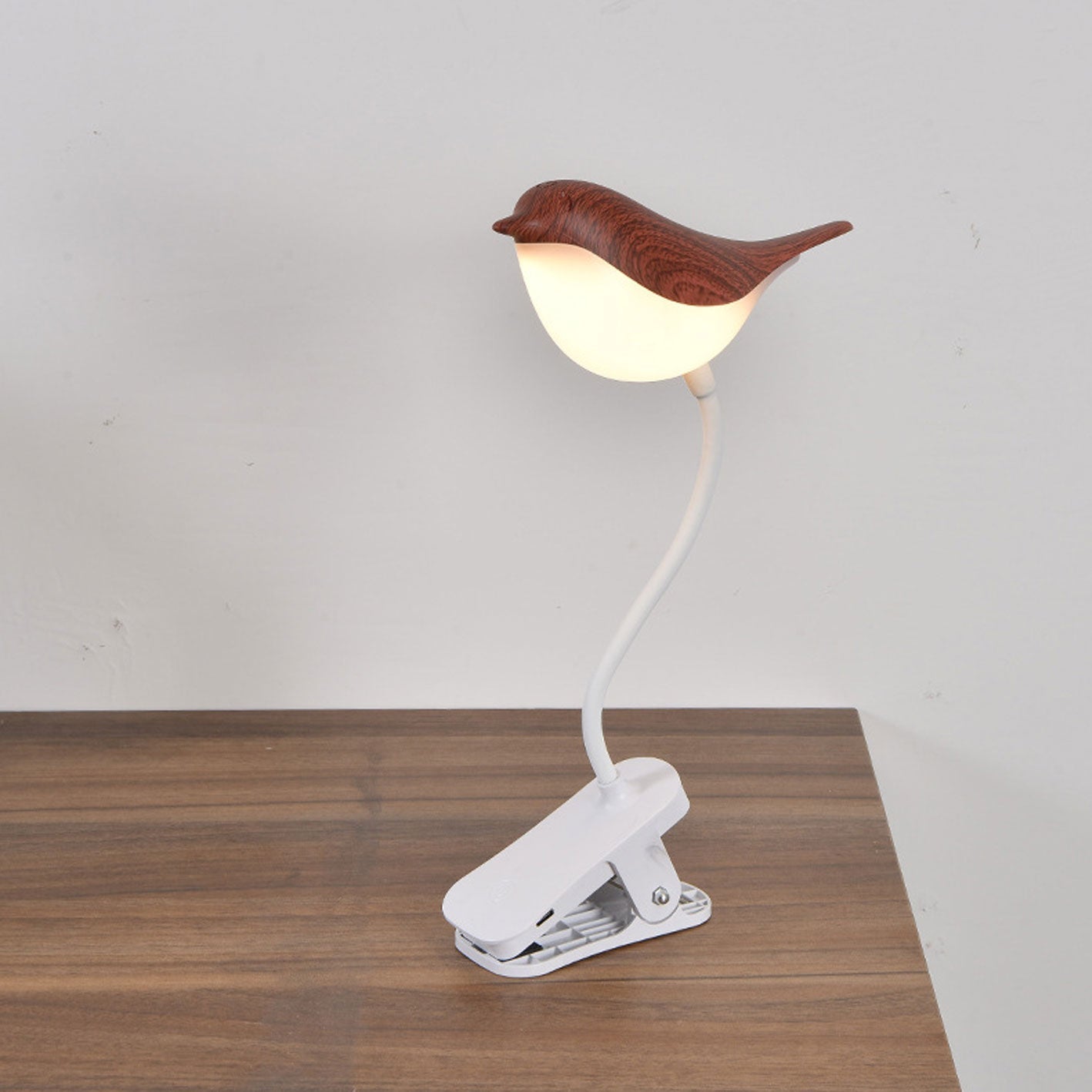 Garduru Nordic LED Tischlampe | USB-Ladung | Nachtlicht mit Vogelclip | Modernes Design