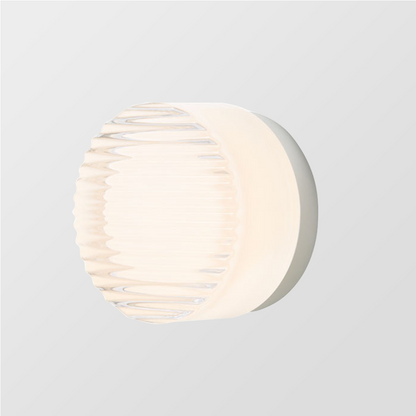 Moderne runde LED Wandleuchte – Sanftes Licht mit Glasdiffusor Mylk für Wohnzimmer und Schlafzimmer