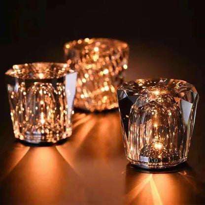 Wiederaufladbare Tischlampe mit Kristalldetails | CrystalGlow