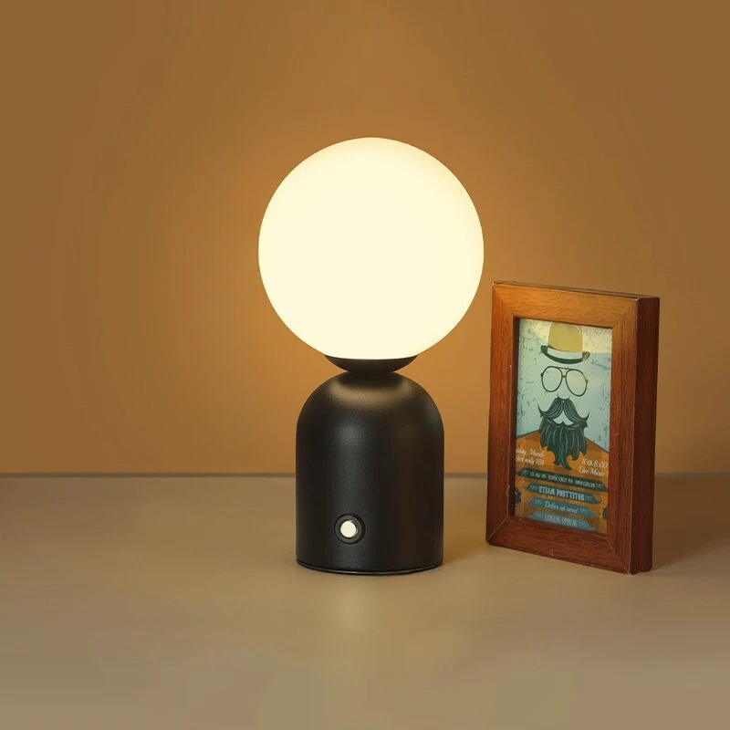 Tragbare minimalistische Lampe mit Einstellungen | LumeLight