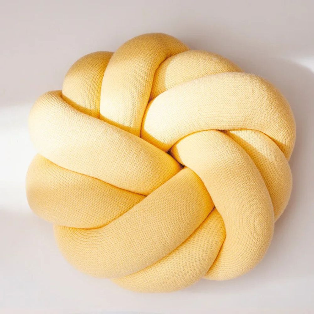 Puffiger Brezel-Kissen