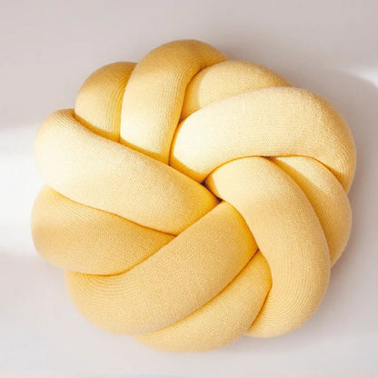 Puffiger Brezel-Kissen