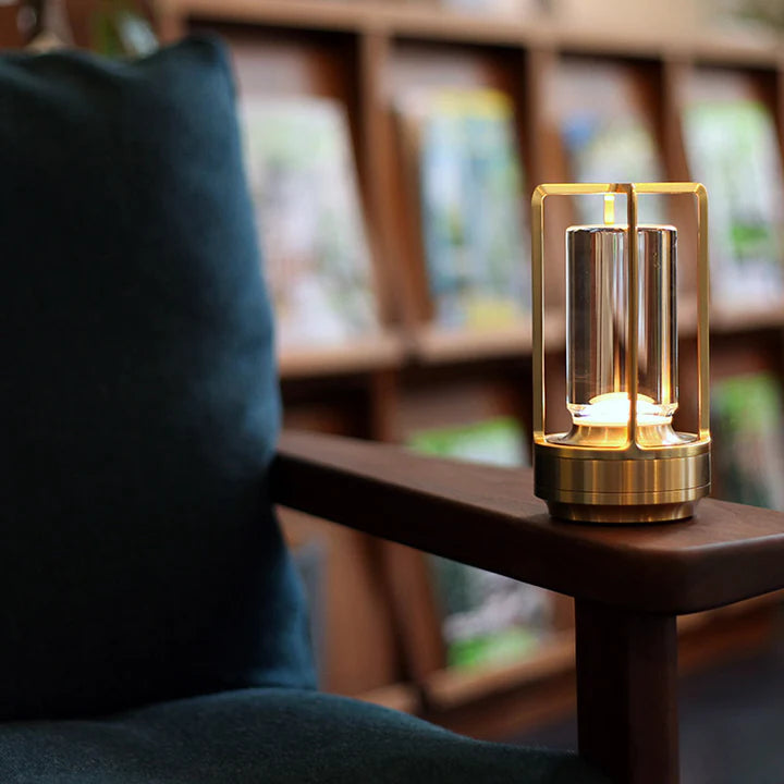 Garduru Qandlelight™ – Elegante USB-wiederaufladbare LED-Tischlampe