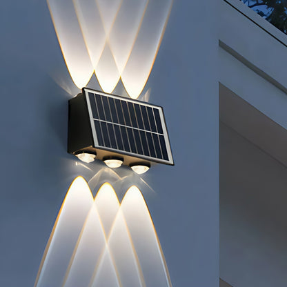 Royaleva Solarbetriebene Wandlampe – Dualmodus LED Außenlicht für Sicherheit & Ambiente