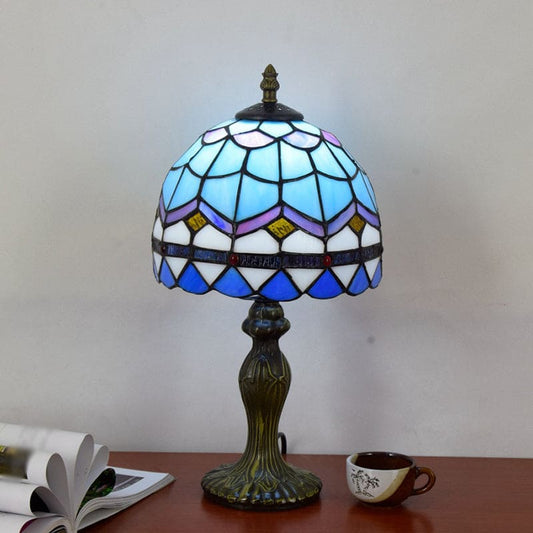 RoyaleGlow - Elegante Mediterrane Glastischlampe für stilvolle Häuser