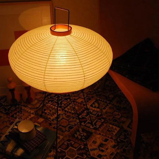 Japanische Wabi-Sabi-Stehlampe aus komprimiertem Reispapier