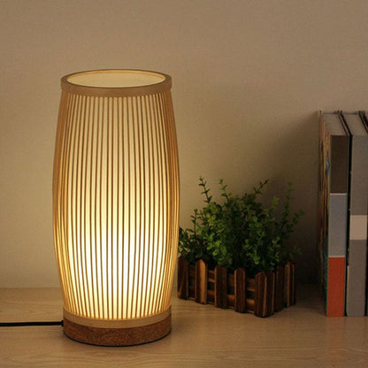 Garduru | Elegante Bambus Tischlampe für ein harmonisches Ambiente