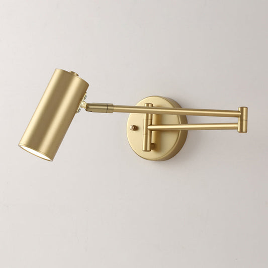Wandlampe mit Metallschirm und Schwenkarm