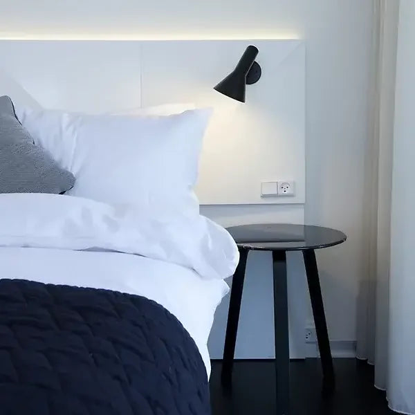 Tischlampe Design LED - Skulpturale, verstellbare Beleuchtung, perfekt für Büro und Wohnzimmer