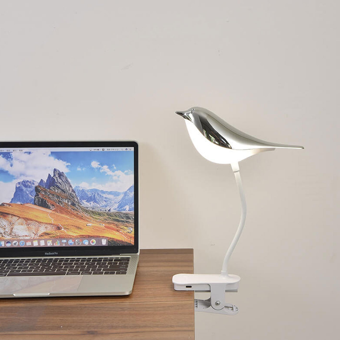 Garduru Nordic LED Tischlampe | USB-Ladung | Nachtlicht mit Vogelclip | Modernes Design