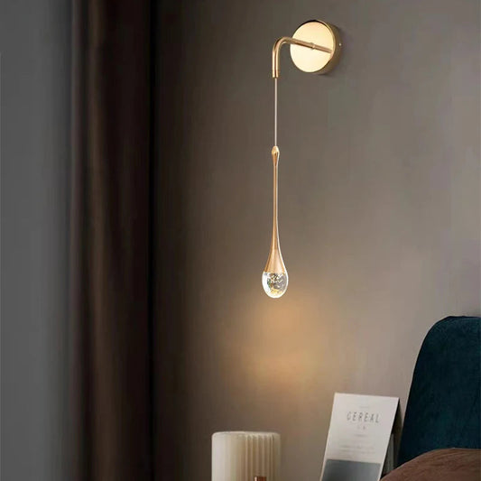 Elegante Wandleuchte Gold für Innen | LuxeSphereGlow