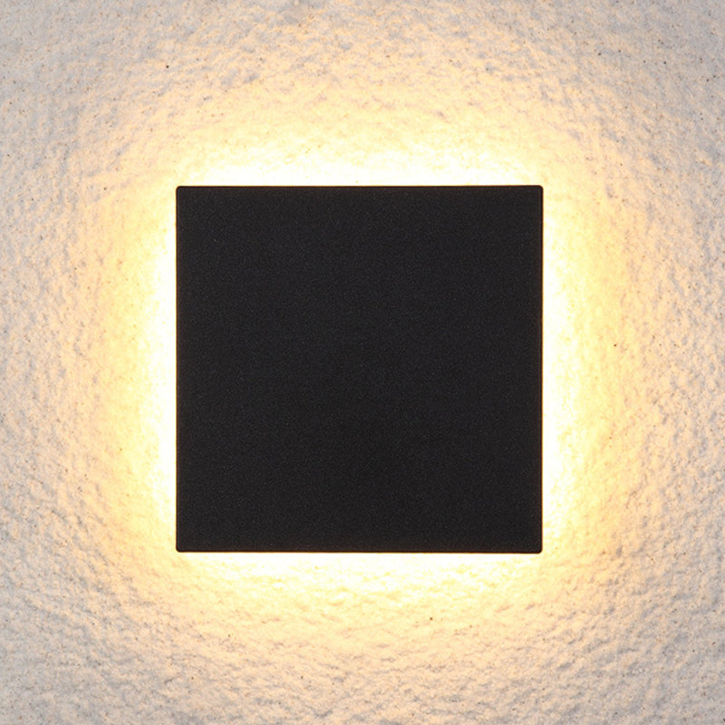 Garduru - Elegante moderne LED-Wandleuchte aus schwarzem Metall für Innen- und Außenbereich