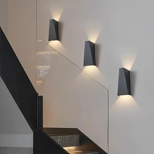 Garduru LED-Wandlampe für stilvolle Außenbeleuchtung" 

Optimierter Titel:  
"Elegante LED-Wandlampe für Garduru Außenbeleuchtung