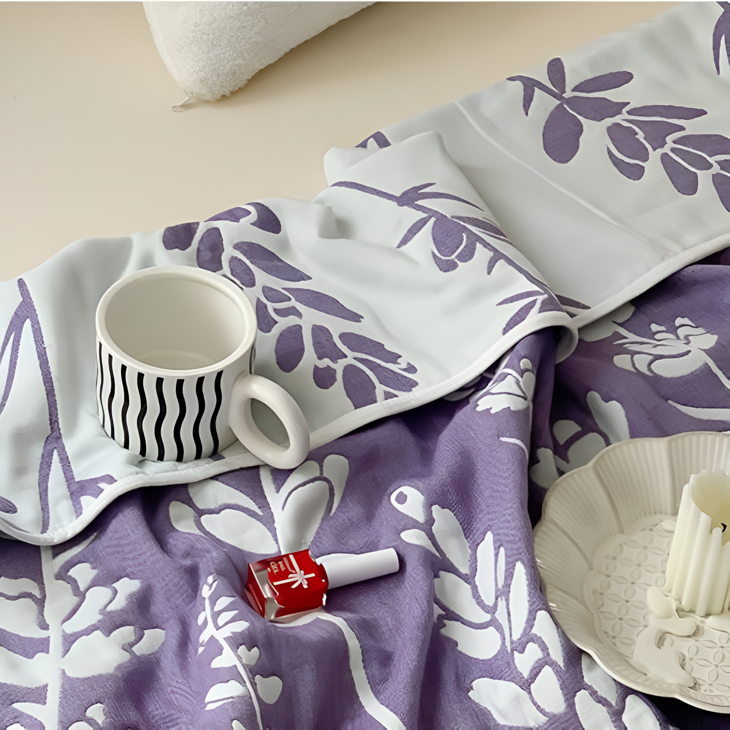 Serene Lavender Floral Baumwolldecke