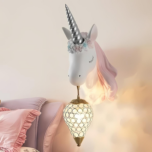 Garduru - Zauberhafte Einhorn-Wandleuchte aus hochwertigem Harz