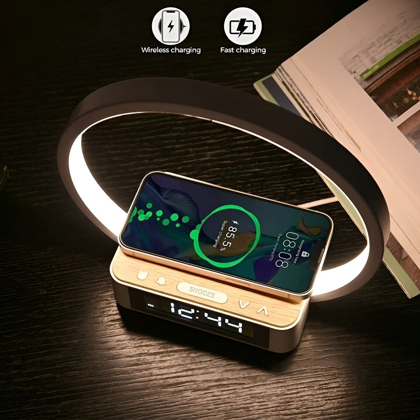 NovaGlow – Stilvolle Tischlampe mit kabelloser Ladestation und Weckerfunktion