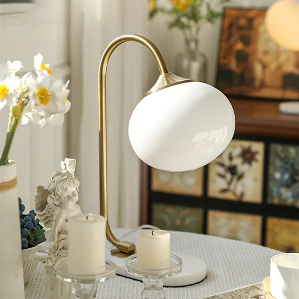 Tischlampe Marshmallow - Modernes Design aus Metall und Glas mit sanfter Beleuchtung
