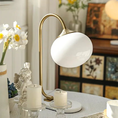 Tischlampe Marshmallow - Modernes Design aus Metall und Glas mit sanfter Beleuchtung