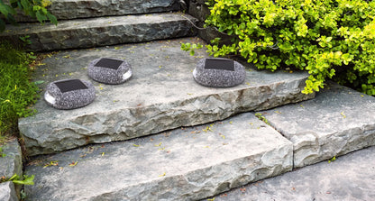 Solar LED Steinleuchte für Garten und Wege – Wetterfeste Wegbeleuchtung im Naturstein-Design