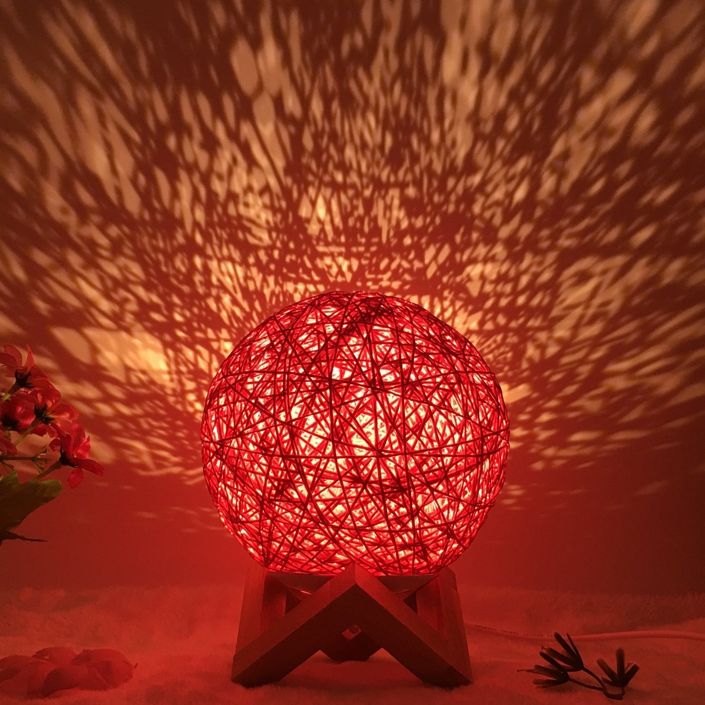 Garduru-Rattan-Tischlampe