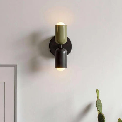 Holz Schatten Wandlampe – Zeitgenössische Beleuchtung mit rustikalem Touch